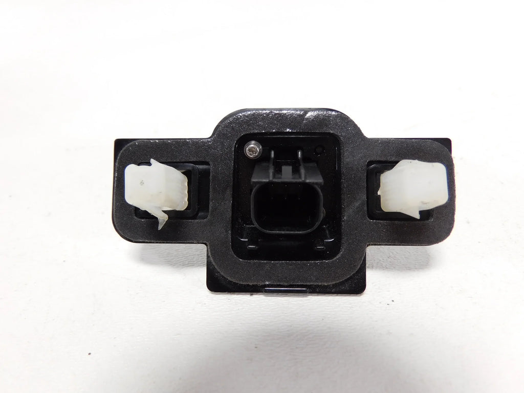 22 19 LKQ Backup 20 Pre-Owned View OEM 21 Toyota Corolla Camera Rear (Good)