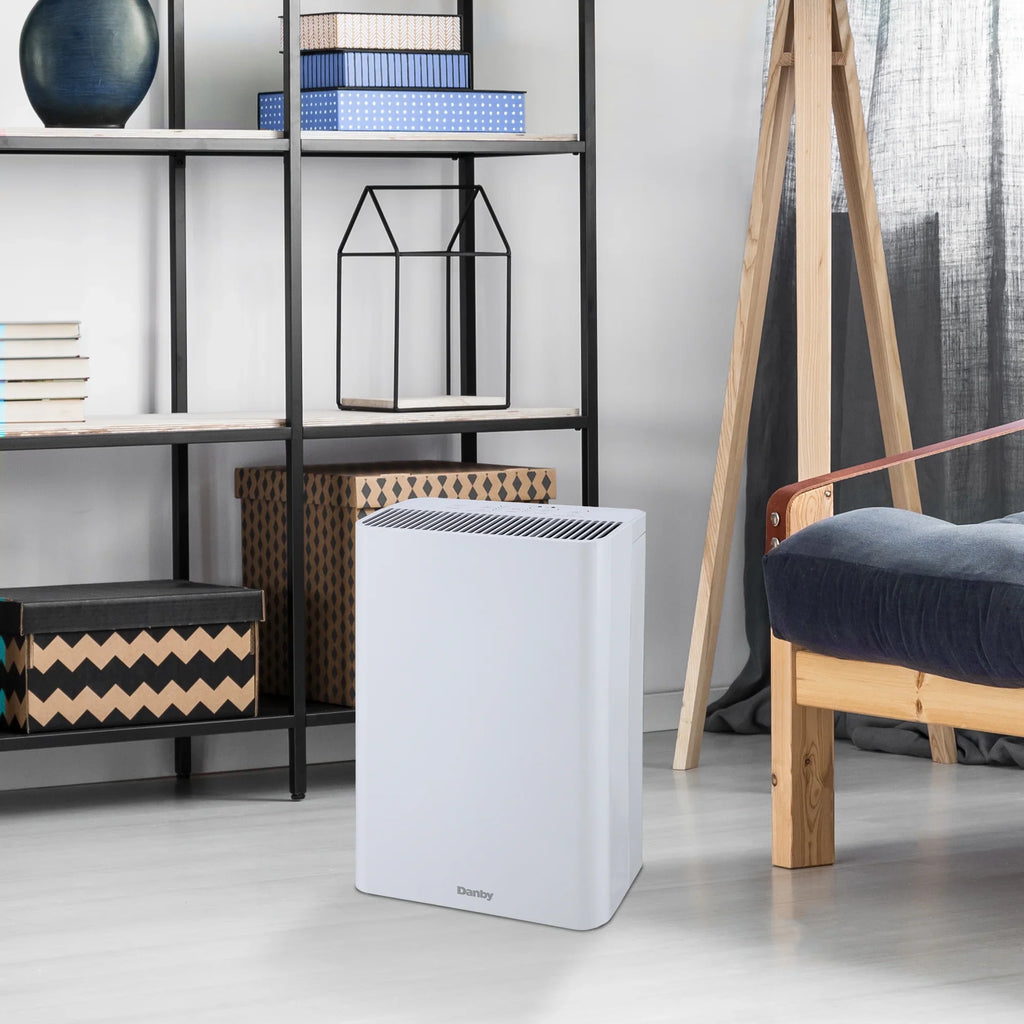to pollutants Hepa Purifier True Filter Air with 210 reduce DAP152BAW-I and sq. White up in ft. to smoke Danby