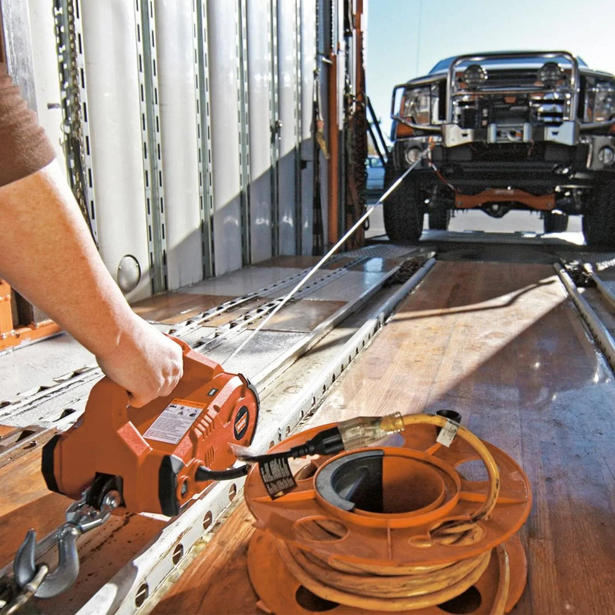Power 3-in-1 2200LBS Wireless Winch, for and Crane Electric ¨C and Hoist with Perfect with Heavy 110V Remote, Battery Loads Portable Unleash Tackling System Versatility