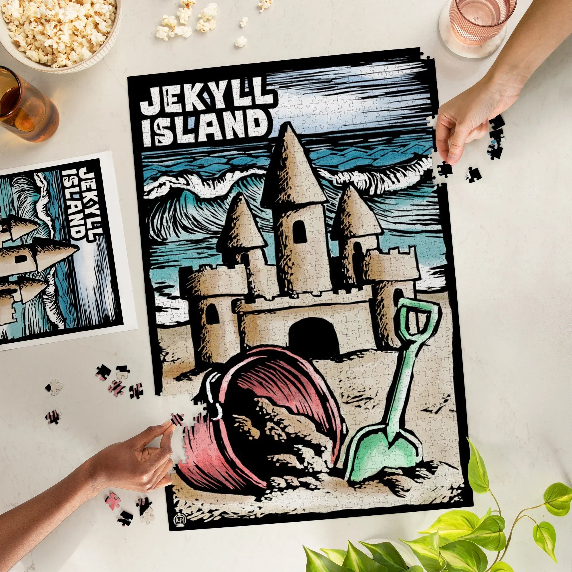 Lantern Piece Press Scratchboard Jekyll Georgia, Castle, Jigsaw 1000 Puzzle, Sand Island,