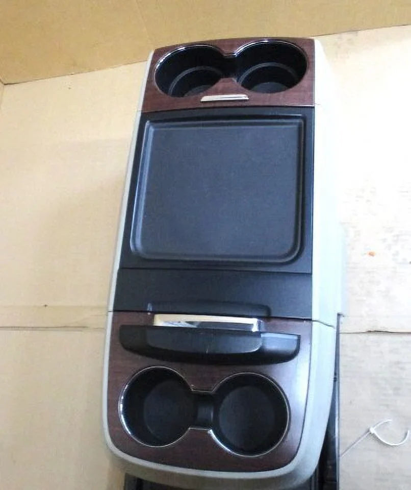 (Good) Sienna OEM LKQ Entertainment Rear Center Gray Console 11-20 w/ Toyota Sliding Pre-Owned