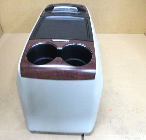 (Good) Sienna OEM LKQ Entertainment Rear Center Gray Console 11-20 w/ Toyota Sliding Pre-Owned